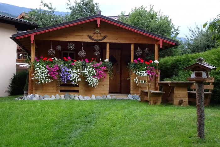 Die Hütte bei uns im Garten